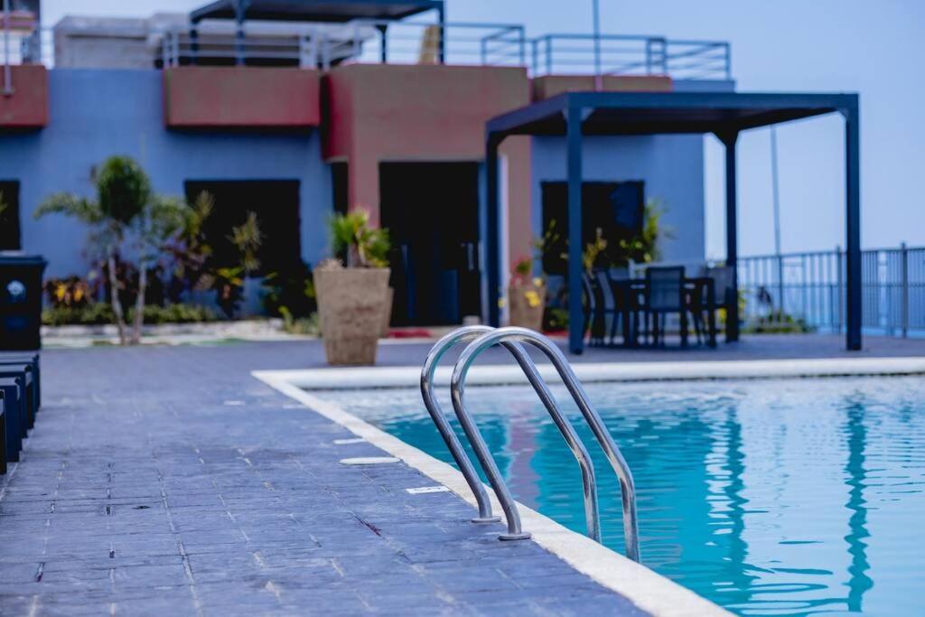 Pyramid Point Manor Villa Ocho Rios Buitenkant foto